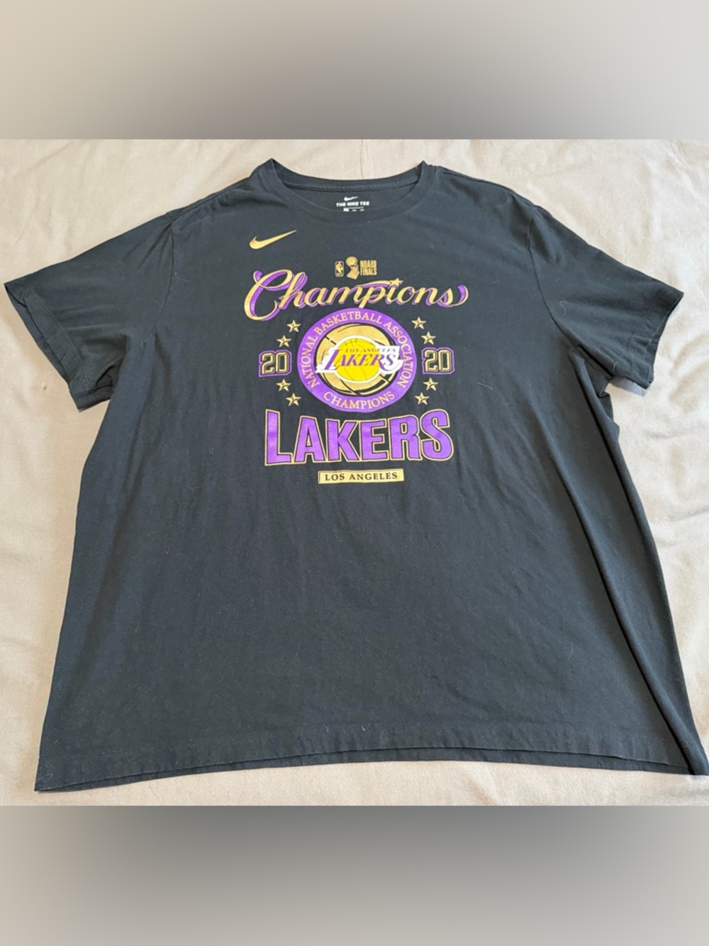 Nike NBA Los Angeles Lakers 2020 Champions Men's T-Shirt Size Large XXL